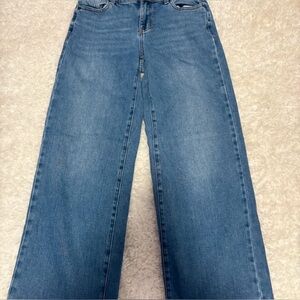 Classic Wide-Leg mid-rise Women’s baggy Jeans